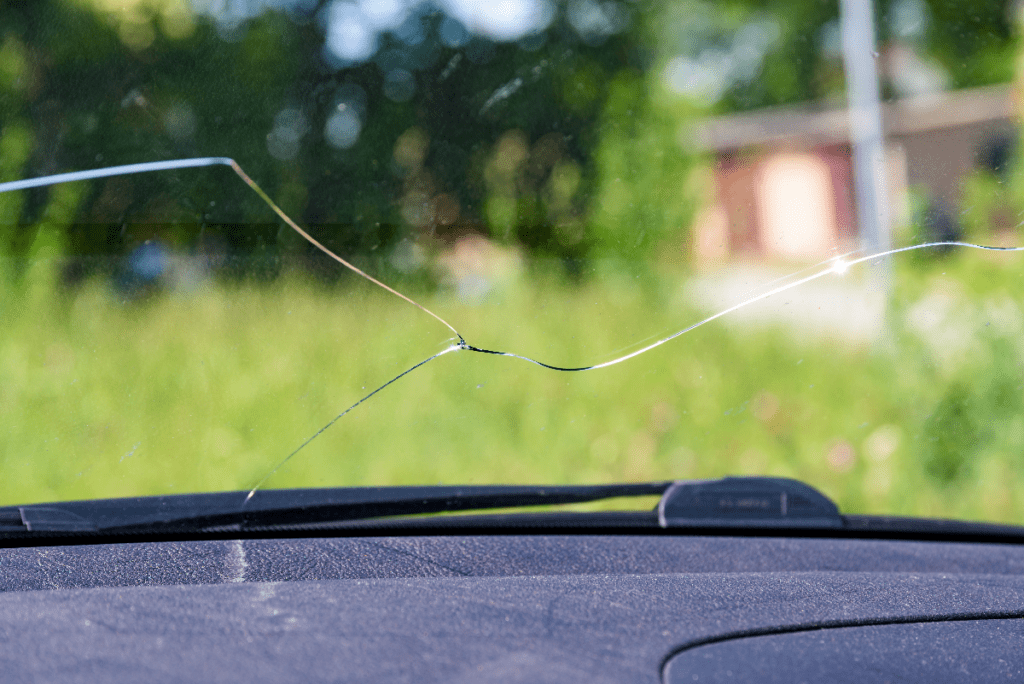 how-to-avoid-getting-cracks-in-your-windshield-sun-devil-auto